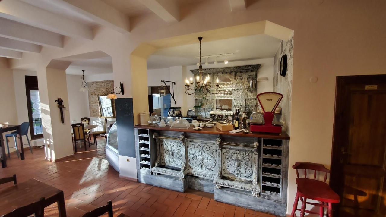Baronka Bed & Breakfast & Bistrot Betliar Екстер'єр фото